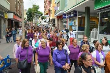 Telde protesta en silencio contra la violencia machista (Foto TA y Francisco Javier Santana)